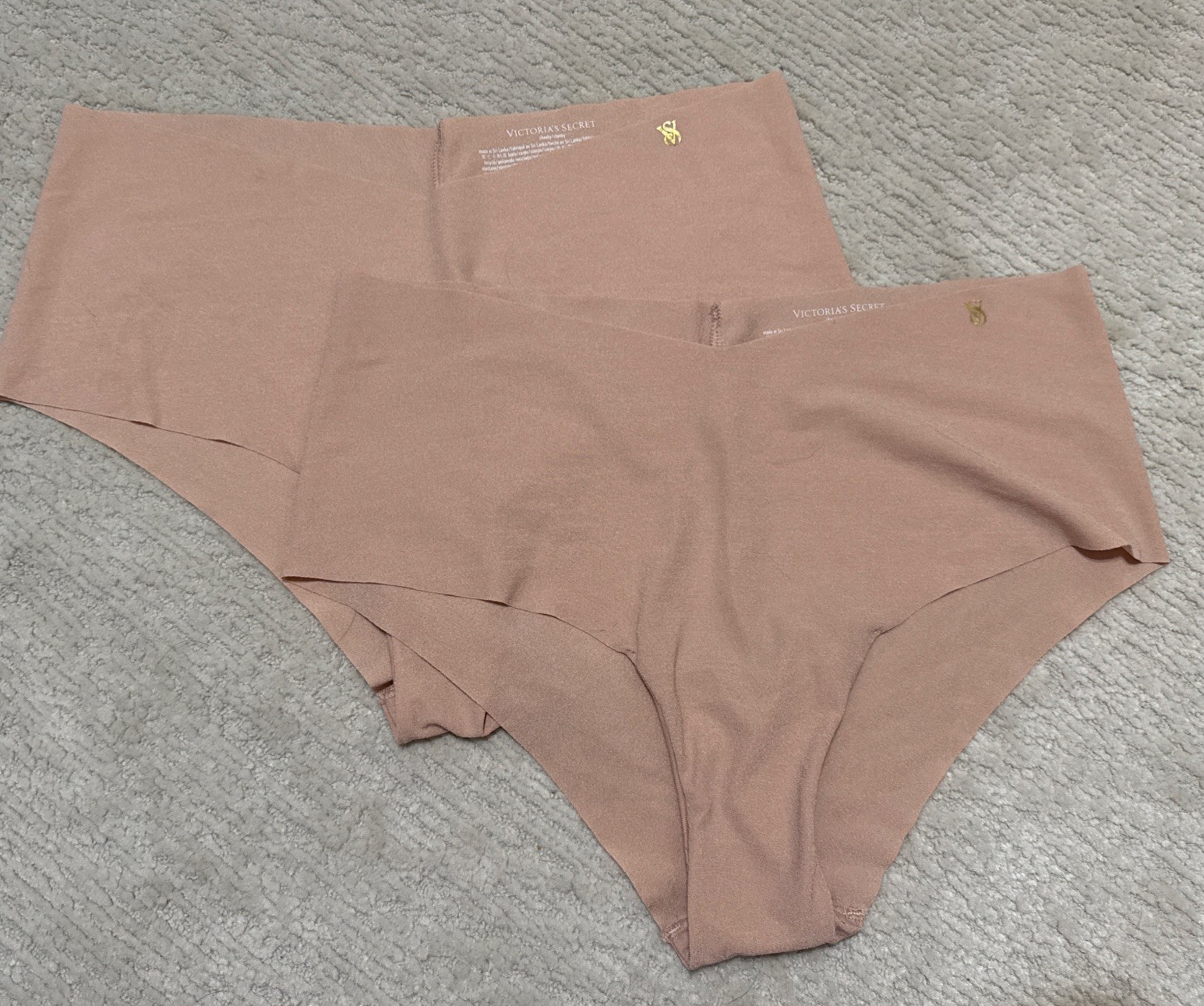 Two Victoria’s Secret seamless cheeky hip hugger panties nude khaki beige XL