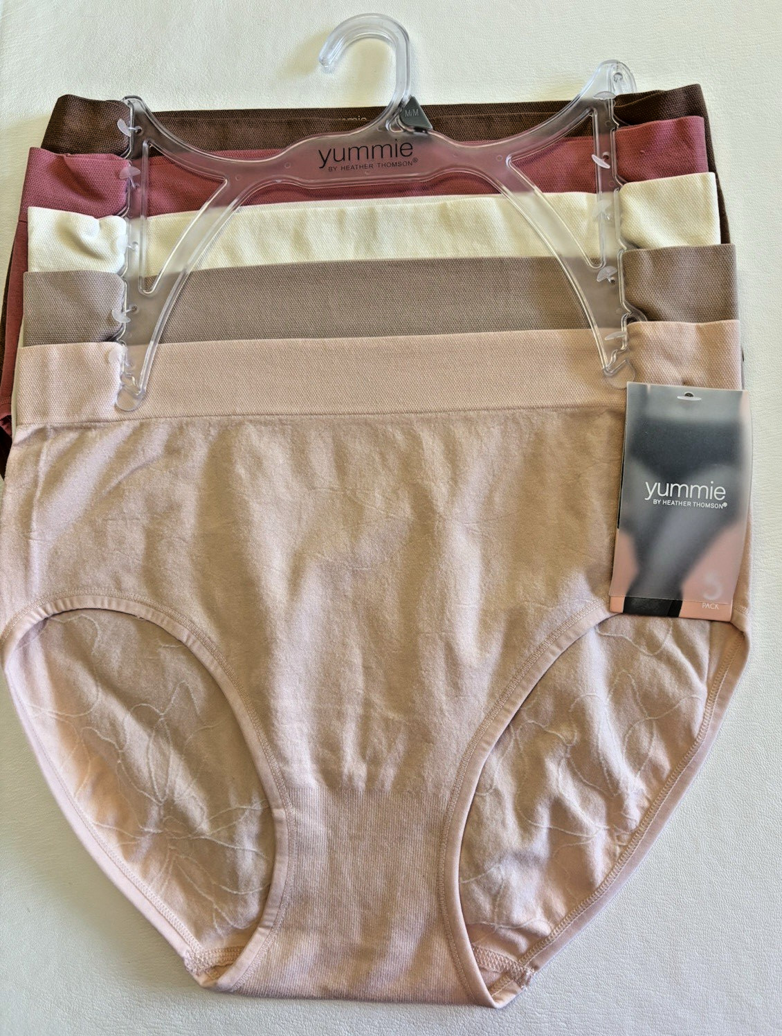 NWT Yummie by Heather Thompson Size M 5-Pack Briefs Seamless Tagless NEW