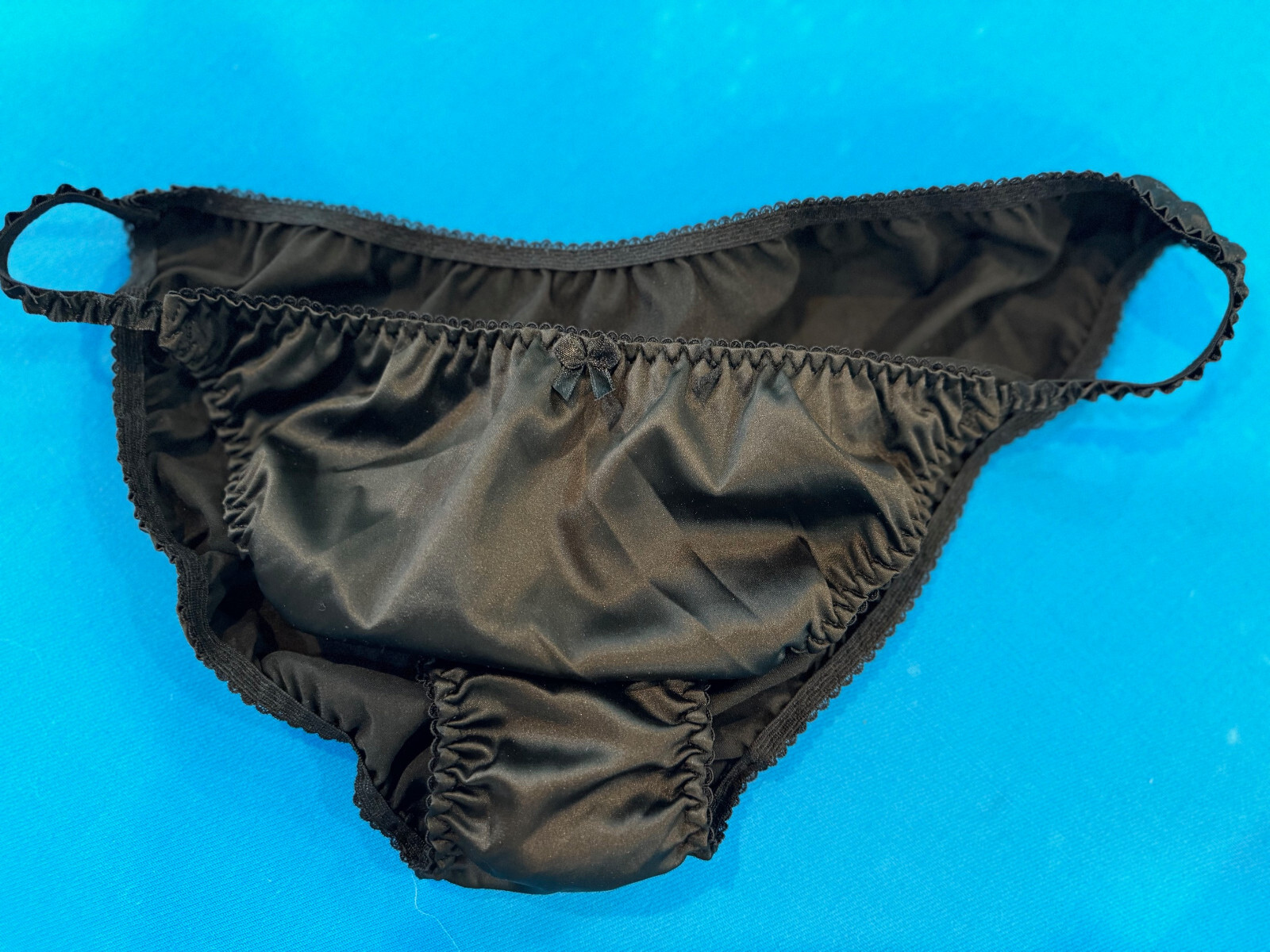 Black Sissy Satin Panties for MEN – Black shiny String Bikini – Super Satin!