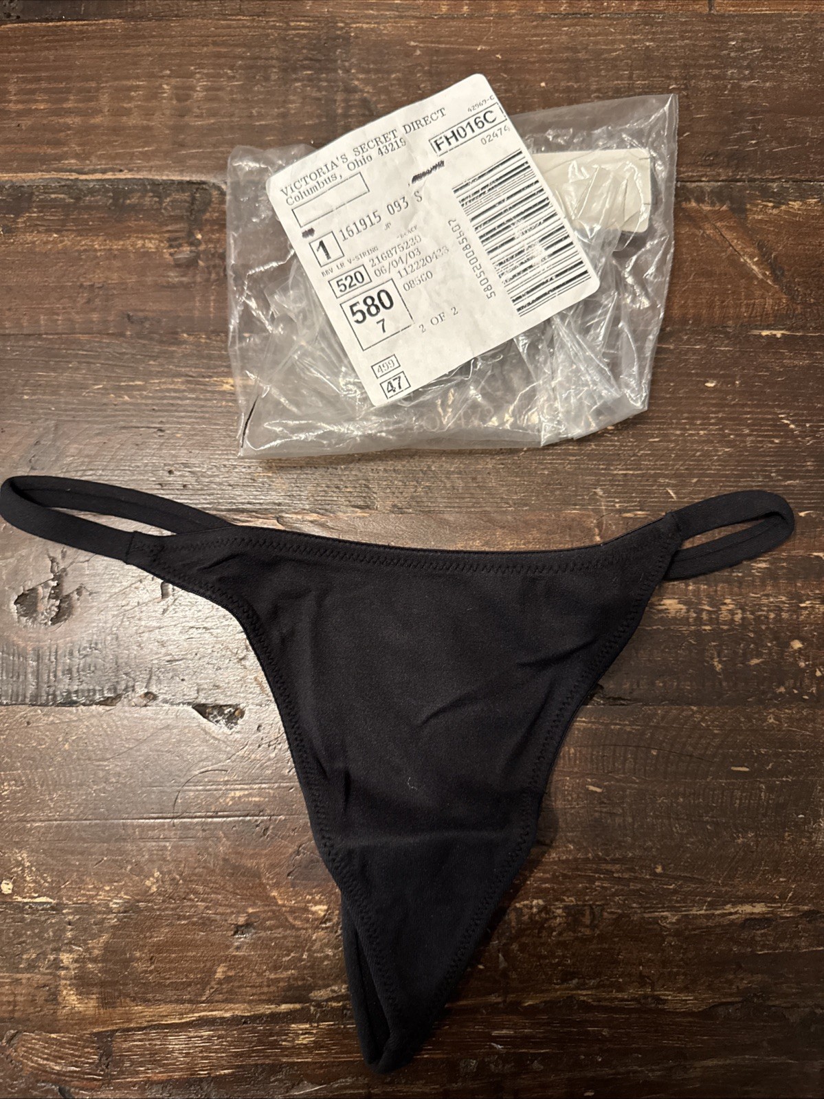 Rare Women’s Body By Victoria Black Low-Rise String Thong – 2003 – Small