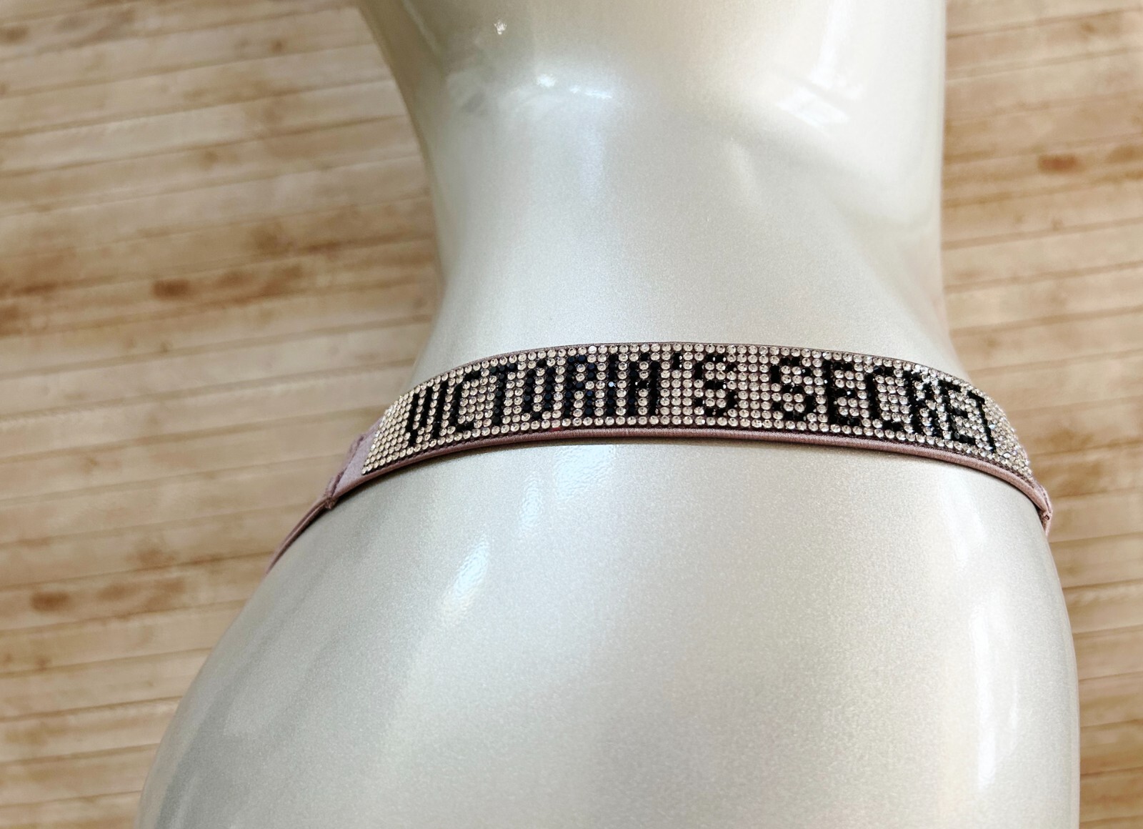 NWT Victoria’s Secret Very Sexy Bombshell Shine Strap Thong Panty XL