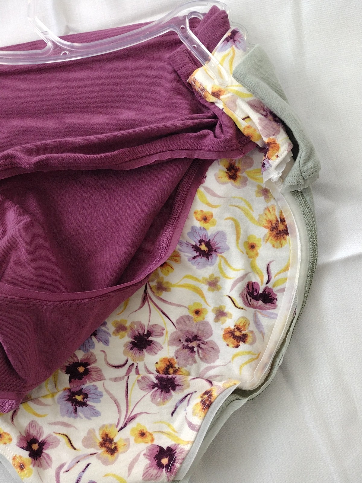 Bali M/6 ASSORTED COLORS DFLEH3 Cotton Collection Hi-Cut Panty – 3 Pack NWT