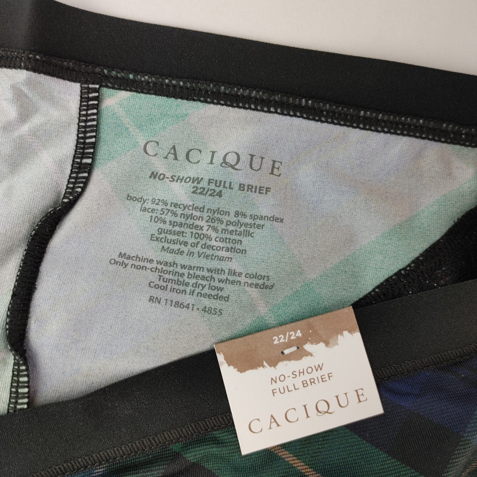 LANE BRYANT CACIQUE PLUS NO SHOW FULL BRIEF 22/24 PLUS GREEN PLAID LACE BACK NEW