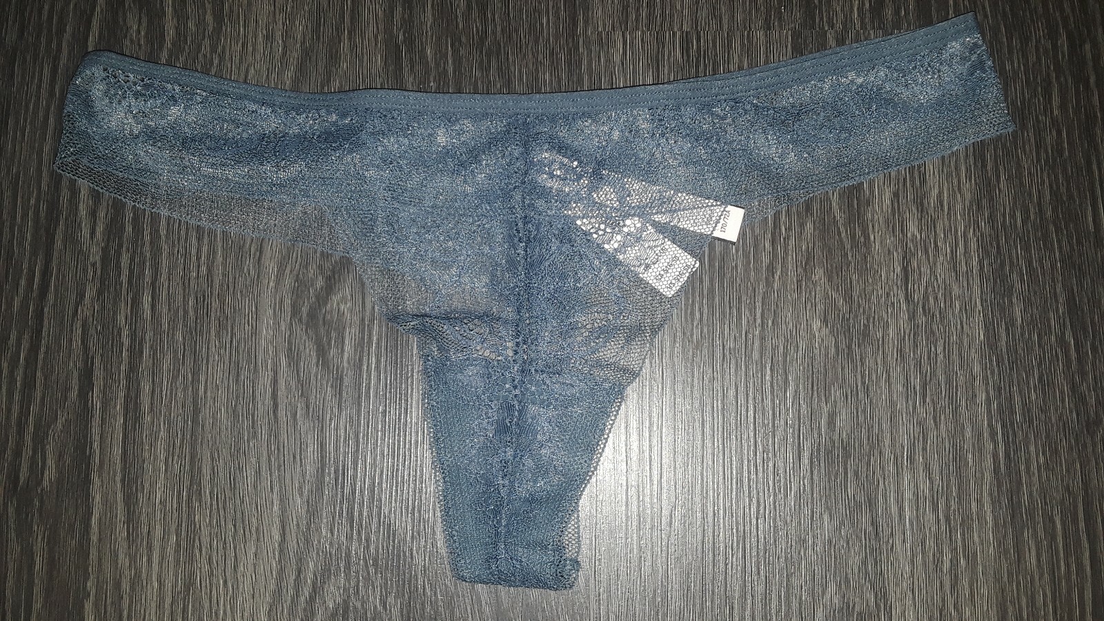 New VS dream angel lace selvedge thong Panty Size medium blue storm