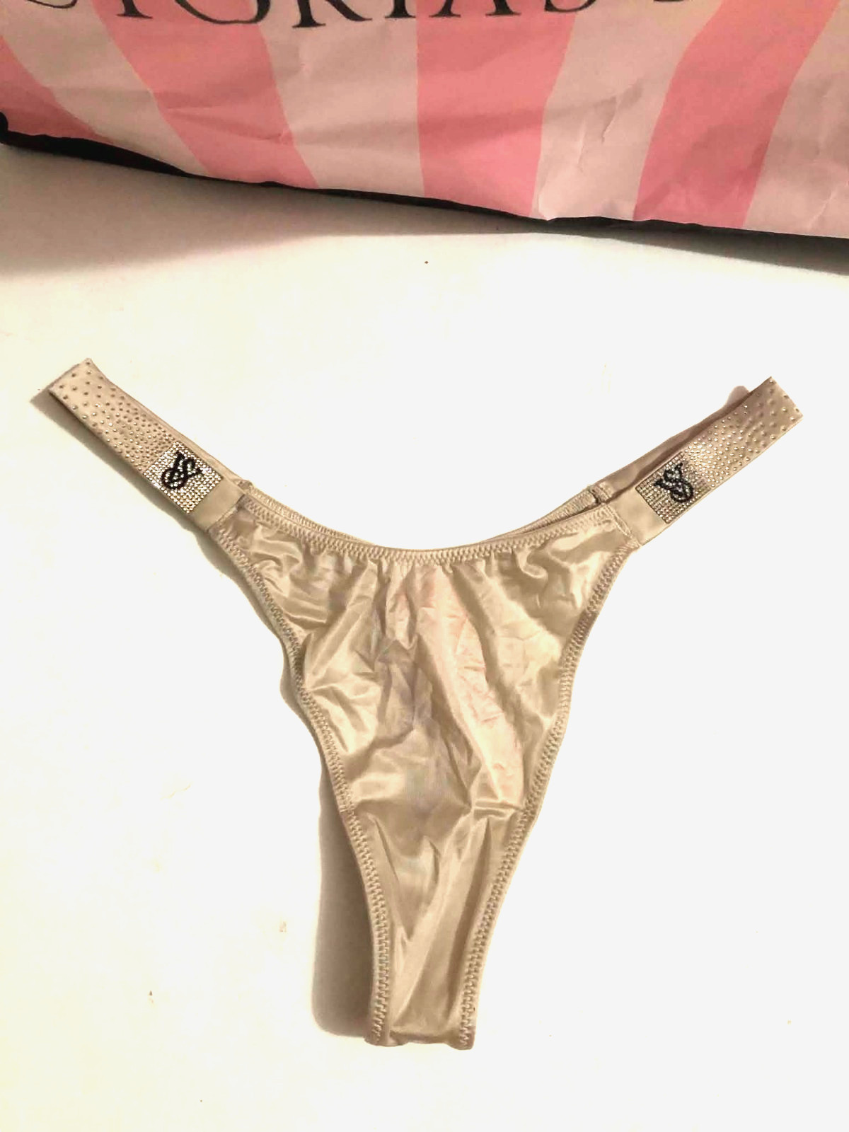 Victoria’s Secret Very Sexy Shine Scattered Strap Thong Panty Sandstone NWT