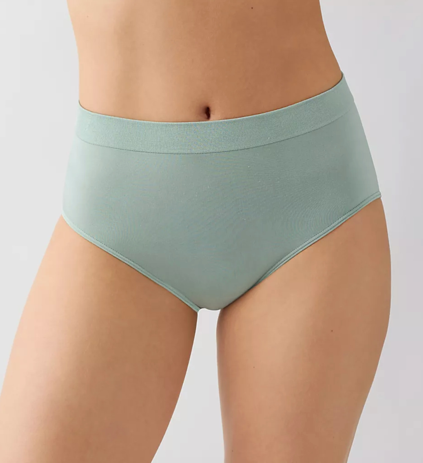 Wacoal 2XL (Size 9) B-Smooth Full Seamless Brief Panty NWOT 838175 Green