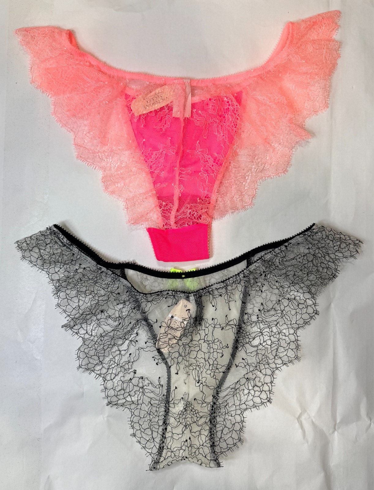 VS Very Sexy Bikini Panties M 2 Pk – Coral/Hot Pink, Blk Lace – NWT $24.99