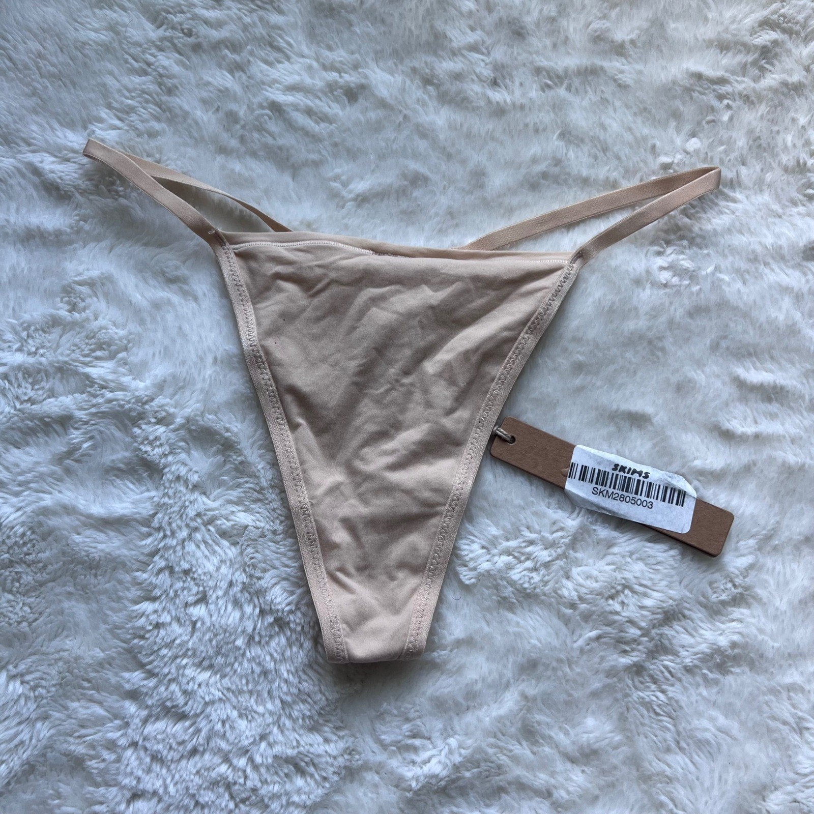 SKIMS Fits Everybody T-String Thong Sand Beige PN-THG-9350 Women’s Size M NEW