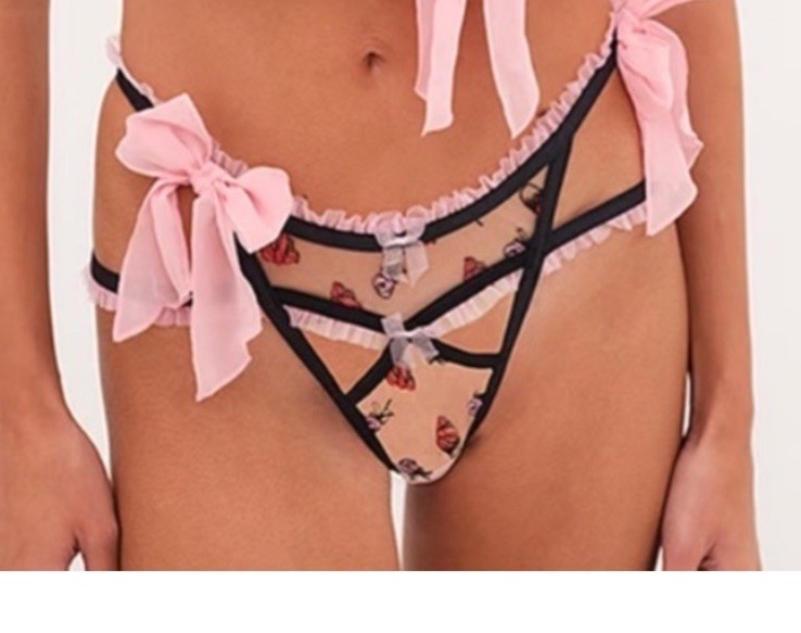 💕VICTORIA’S SECRET FOR LOVE AND LEMONS ICE CREAM BOW THONG MEDIUM🎉