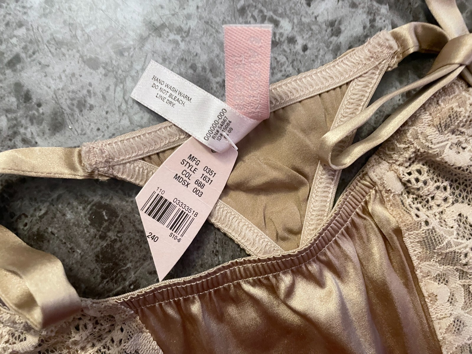 NWT VICTORIA’S SECRET L SMOOTH BEIGE SILK SIDE TIE VINTAGE RARE V STRING PANTIES