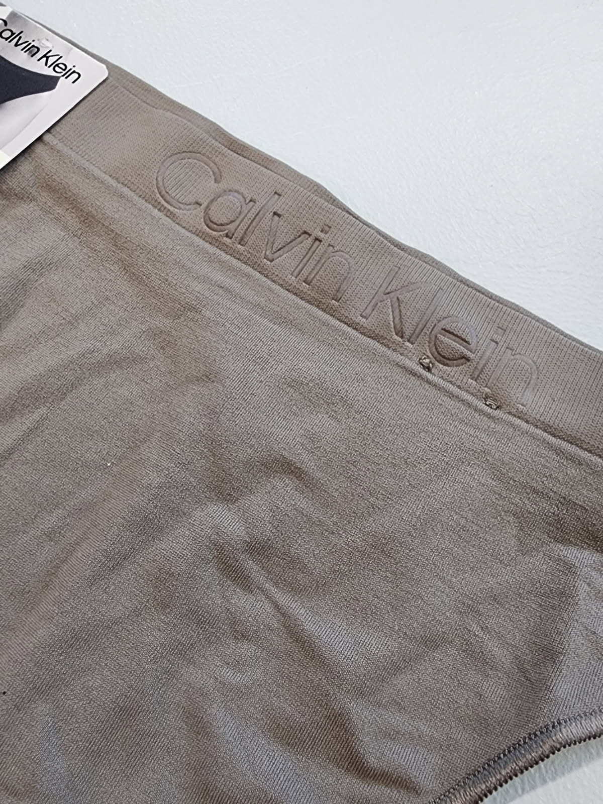 NEW Calvin Klein CK Women’s Bonded Flex Thong Underwear QD3958 033 Size SMALL