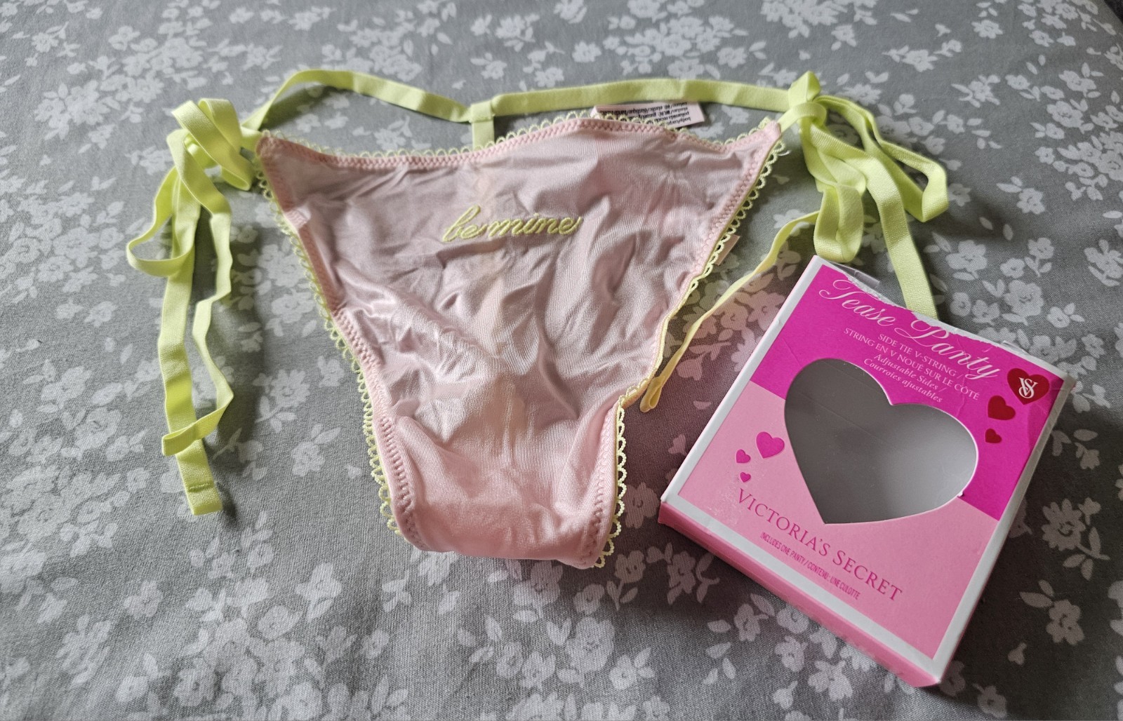 Victoria’s Secret Tease Panty V-String Side Tie Pink & Lime Green Adjust SizeS
