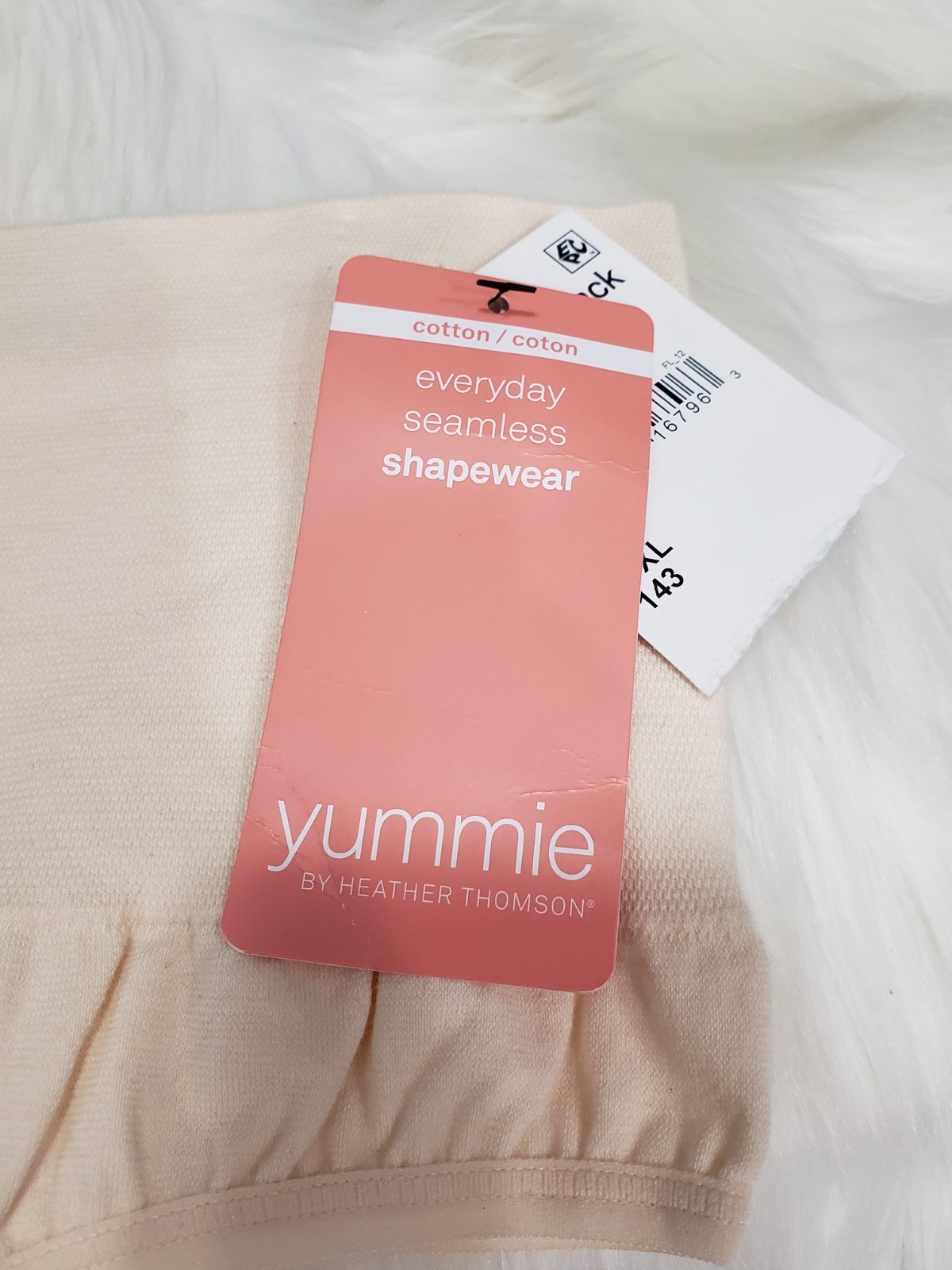 NEW YUMMIE L/XL Light Compression Seamless Shaping Thong Panty BEIGE NUDE