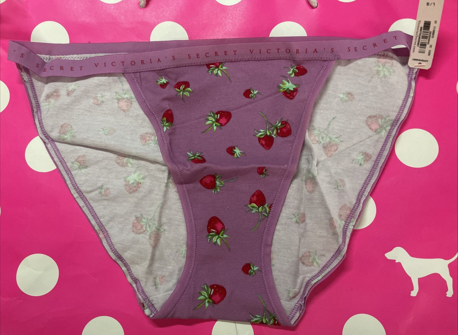 NEW 2021 Victoria’s Secret Signature Cotton String Bikini Panties L Strawberries