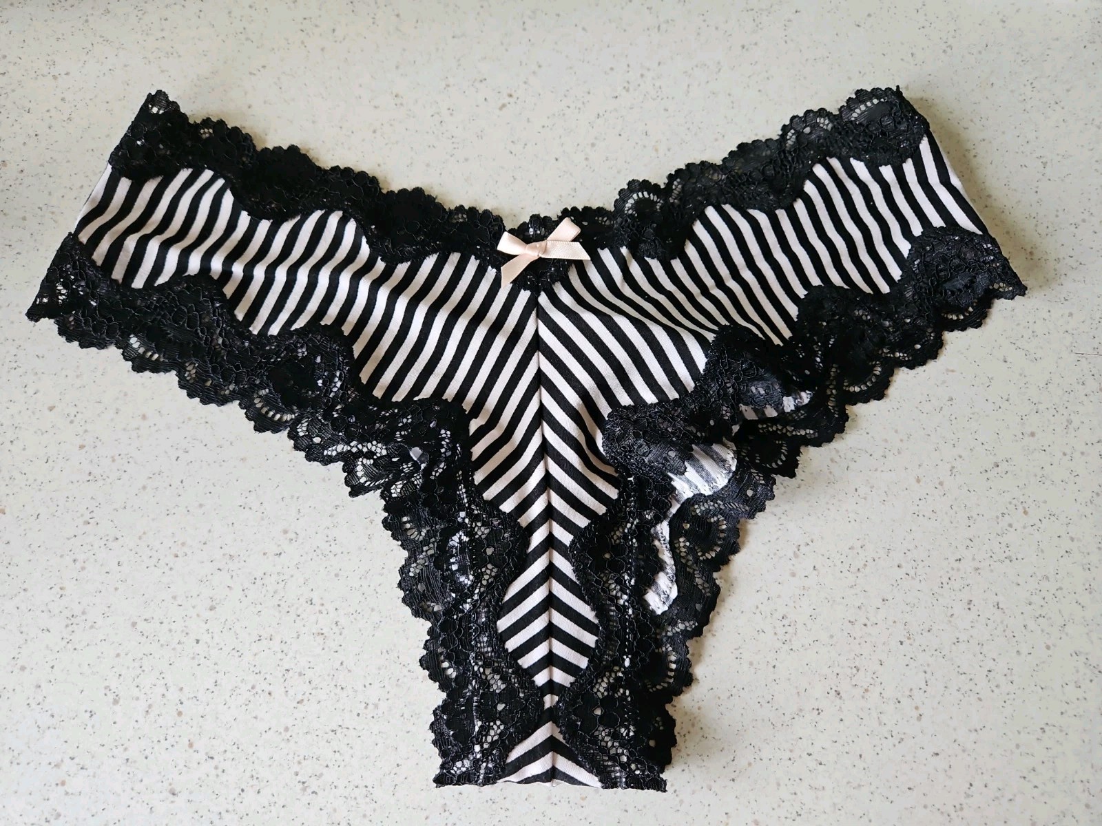 True Vintage Victoria Secret Satin & Lace Cheeky Very Sexy Medium Panties