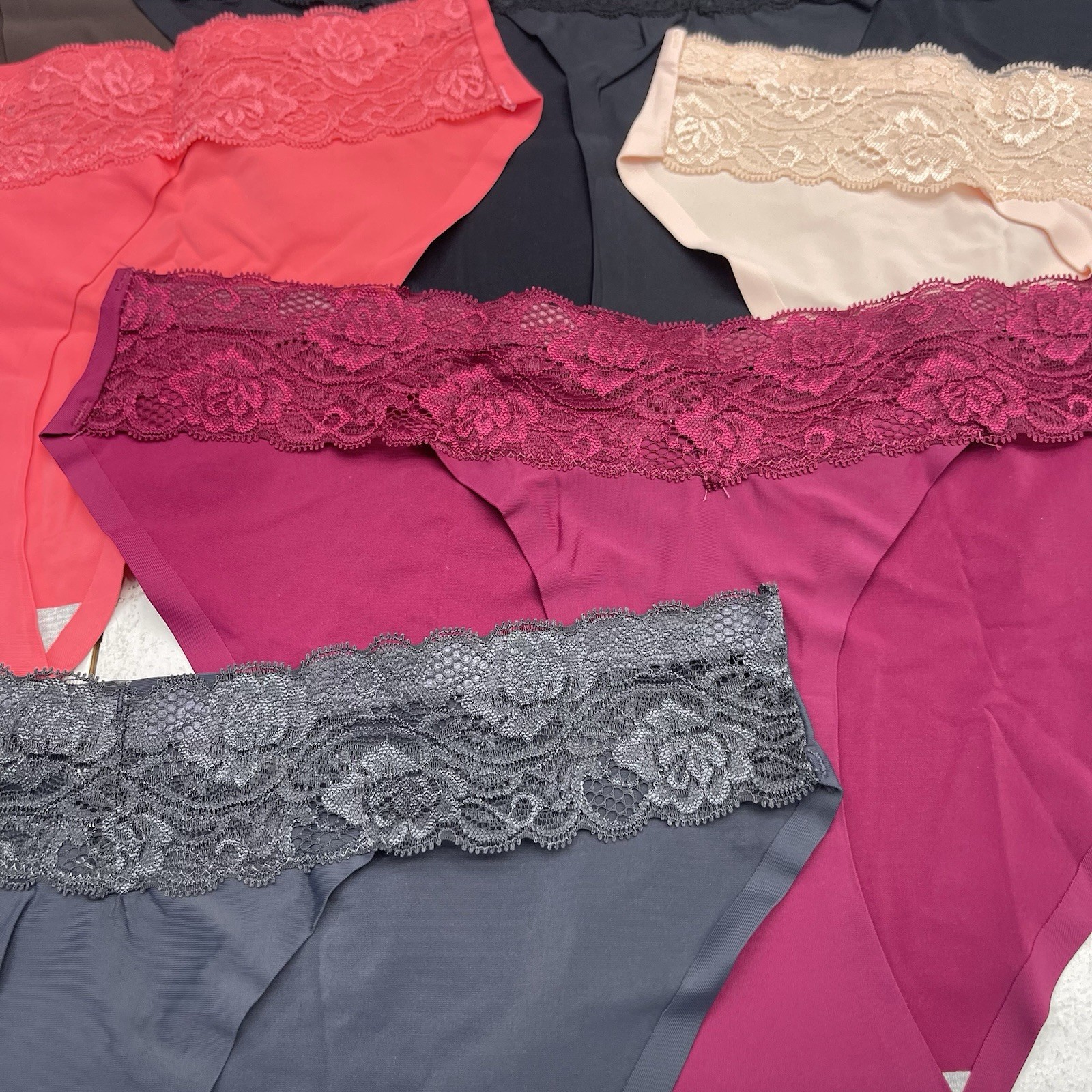 Commodity 6 Pack Lace Trim Multicolor Bikini Underwear Women’s Size Medium