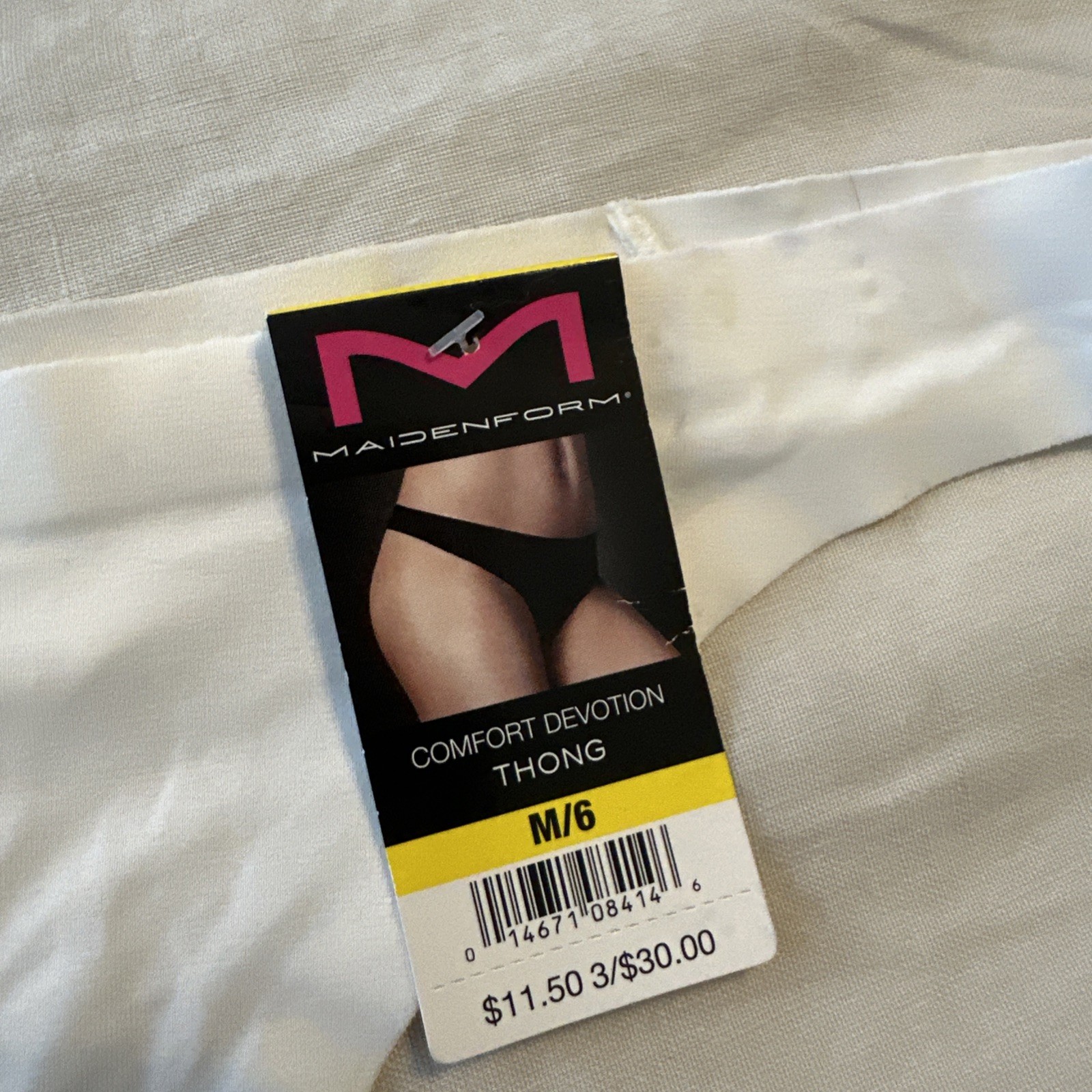 Maidenform No VPL Comfort Devotion Thong Size Medium/6 White NWT