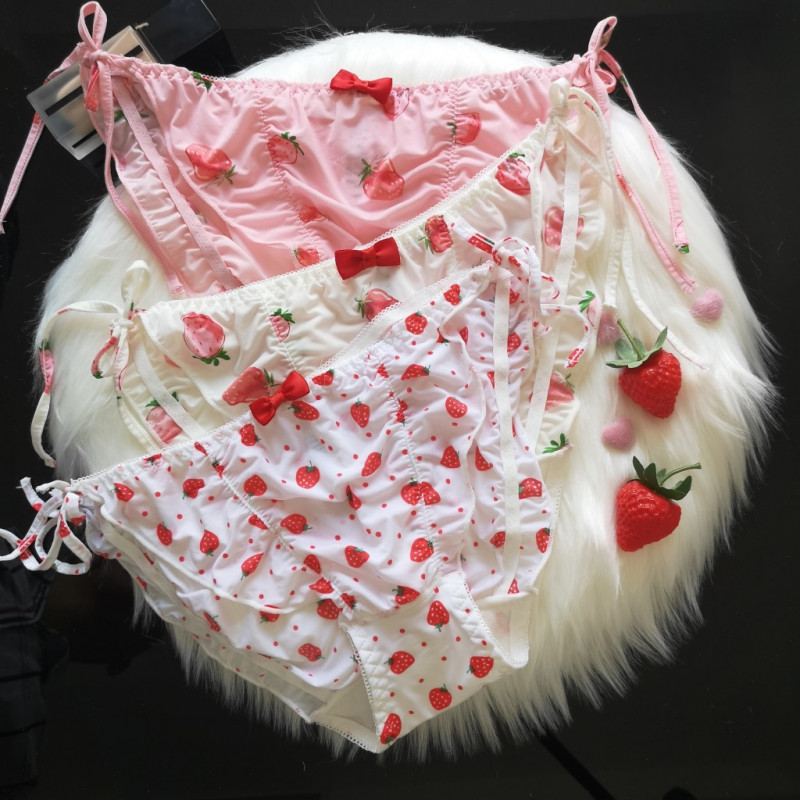 Japanese Girl Sweet Strawberry Underpants Women’s Lolita Strap Underpants