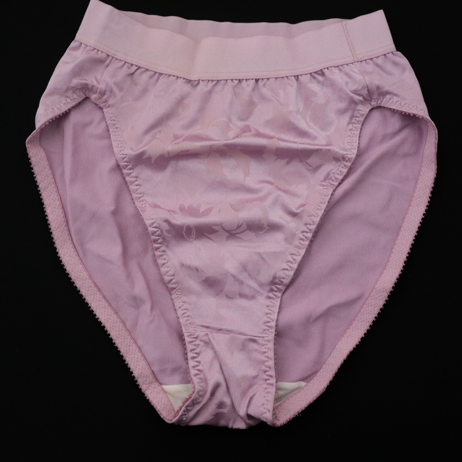 NEW Chic VTG 90s High Cut Silky Smooth Satin Like Brief Panty LARGE