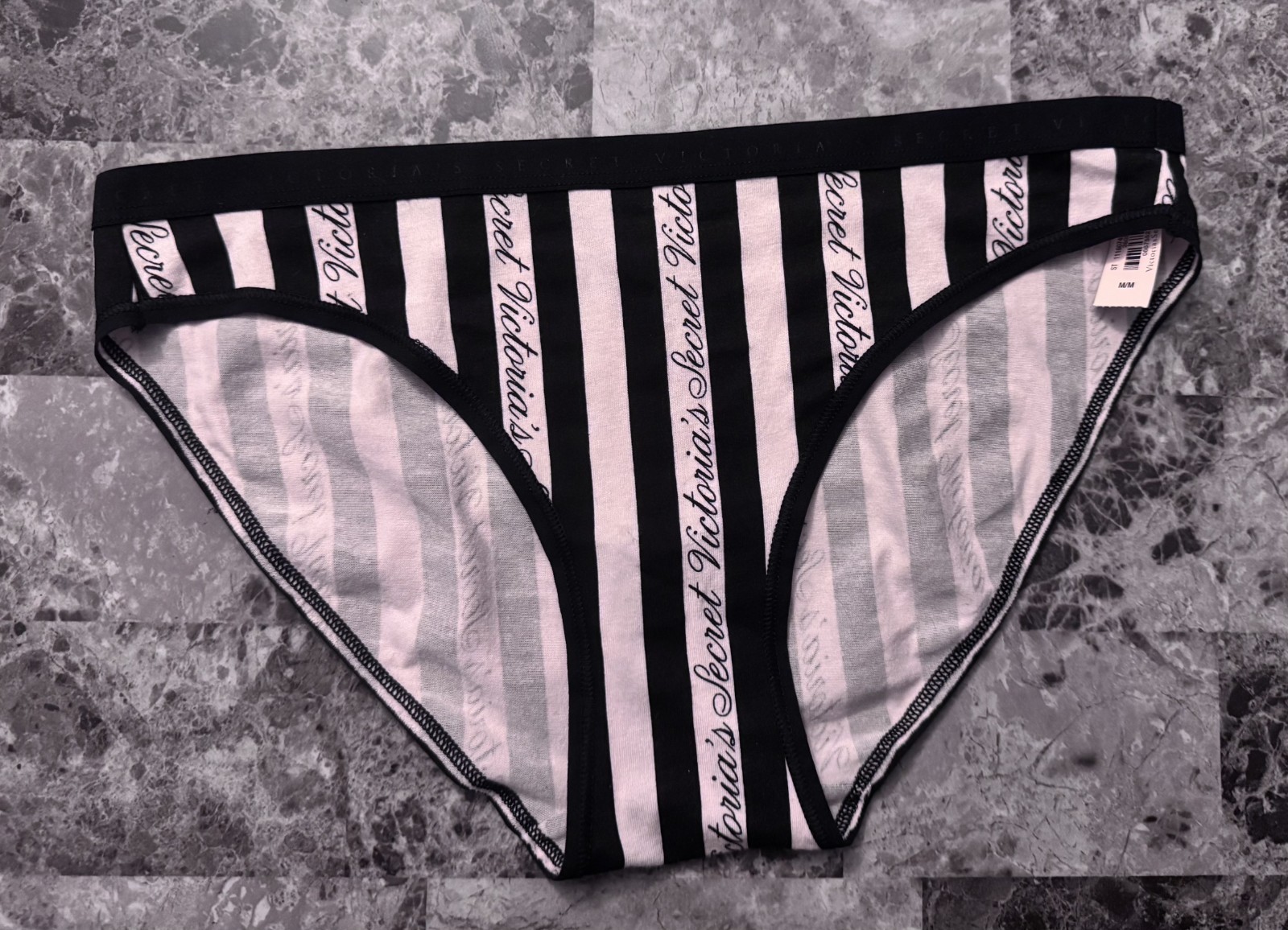 NWT VICTORIA’S SECRET M PINK STRIPE LOGO LIGHTWEIGHT BAND RARE BIKINI PANTIES