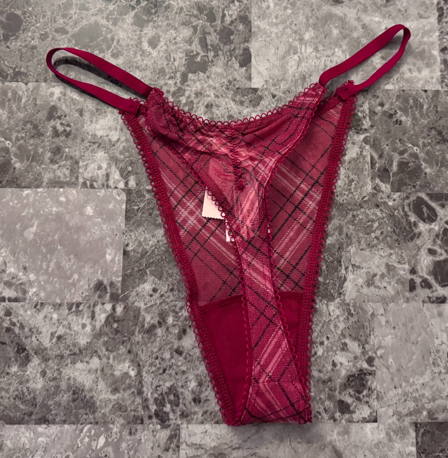 NWT VICTORIA’S SECRET RED BLACK PINK PLAID GOLD SHIMMER MESH THONG PANTIES