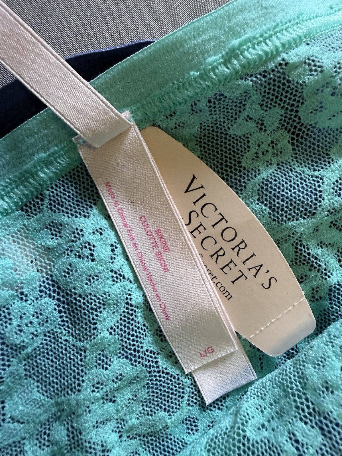 VTG Victoria’s Secret Lace Bikini Panty Lot Of 3 Blue Green 2014-2015 Large