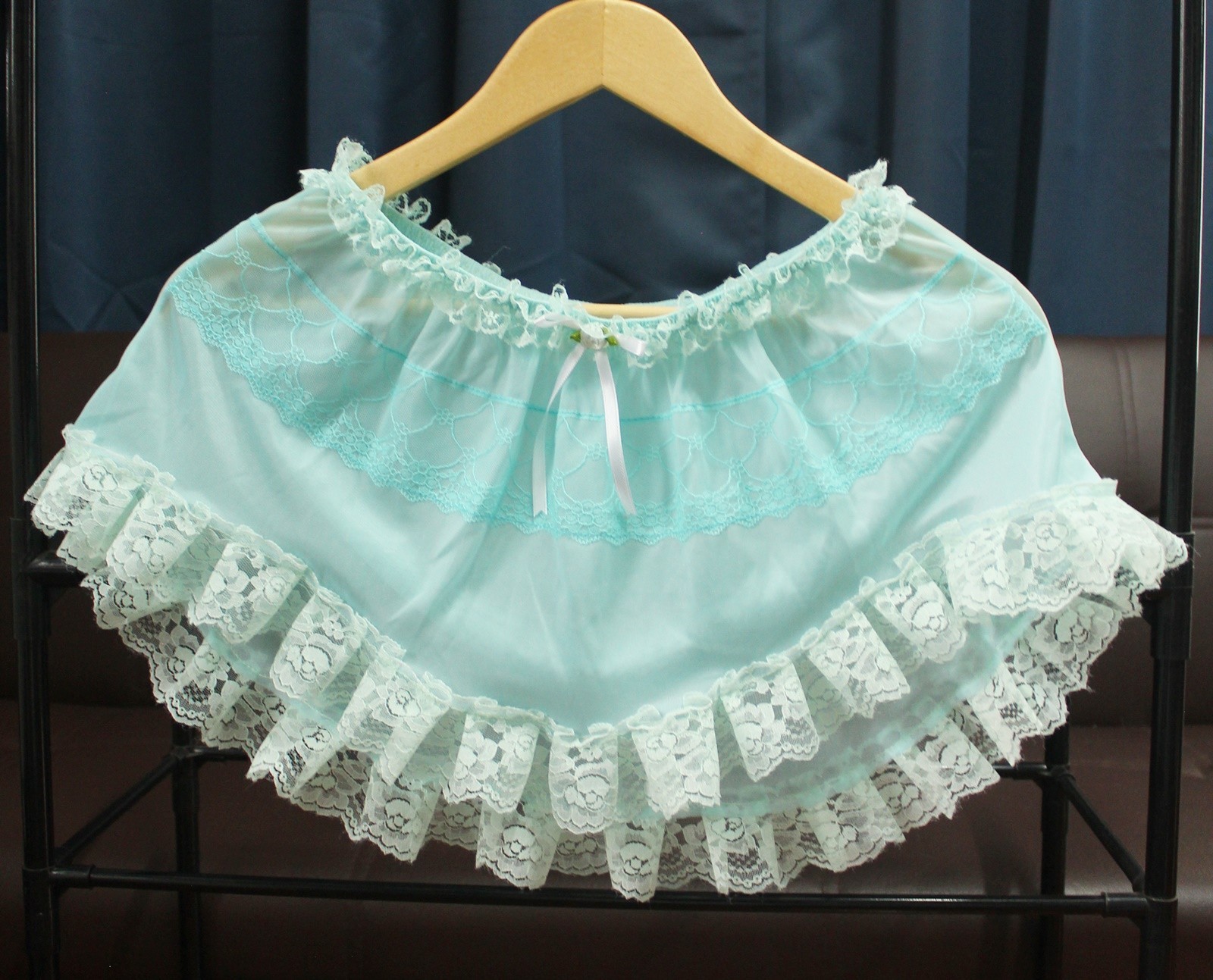 #A335 Vintage Style 2XL/ElasticW.24-42″ Green Nylon Half Slip Length14″