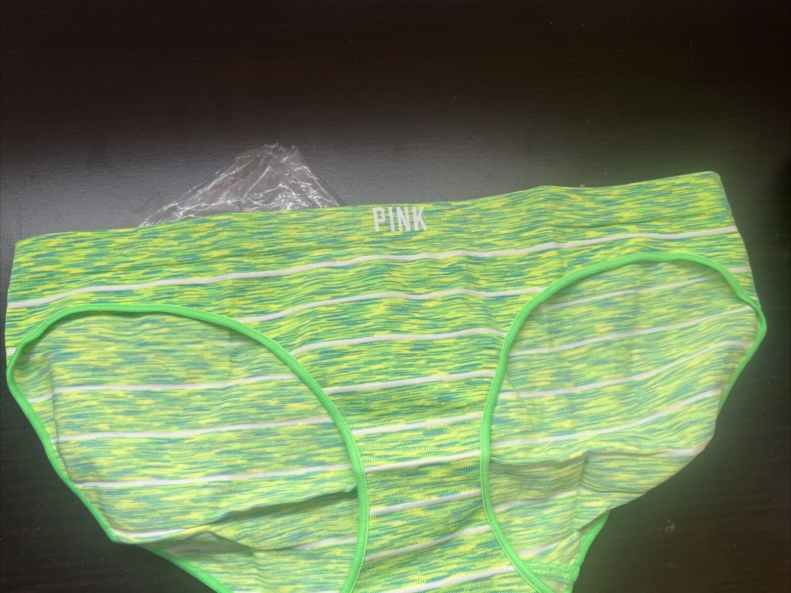 Victoria’s Secret Pink Low Rise seamless bikini panty M NWT Panties N Green