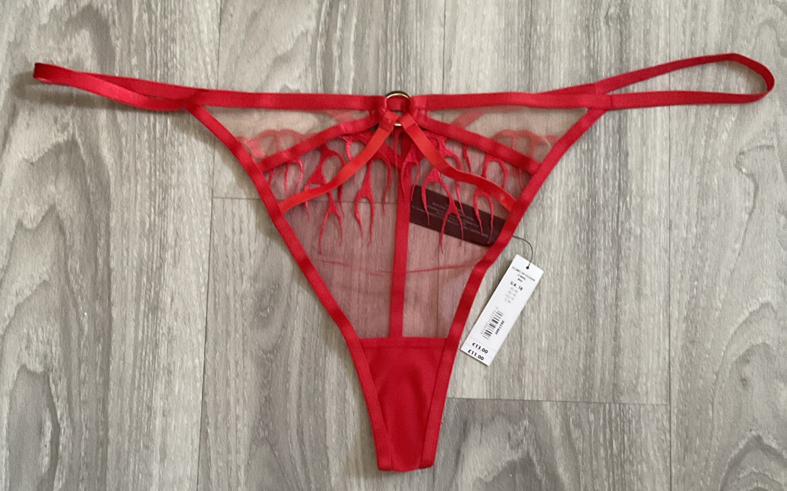 Ann Summers – FLAMES OF PASSION – String Size 18 – New With Tags