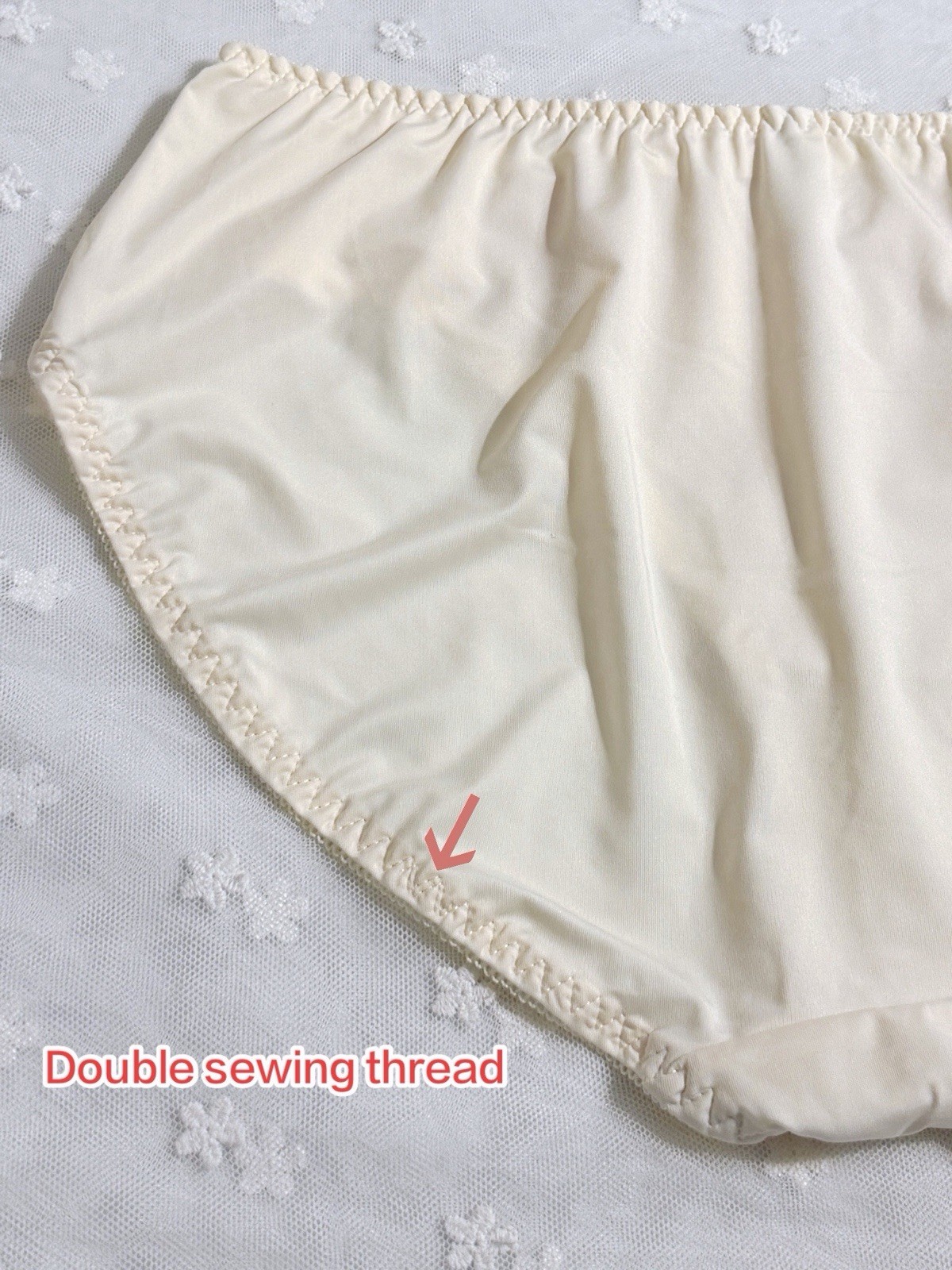 Set Of 4 US-M/JP-3L Japanese VTG Style Classic Floral Embroidery Nylon Panties