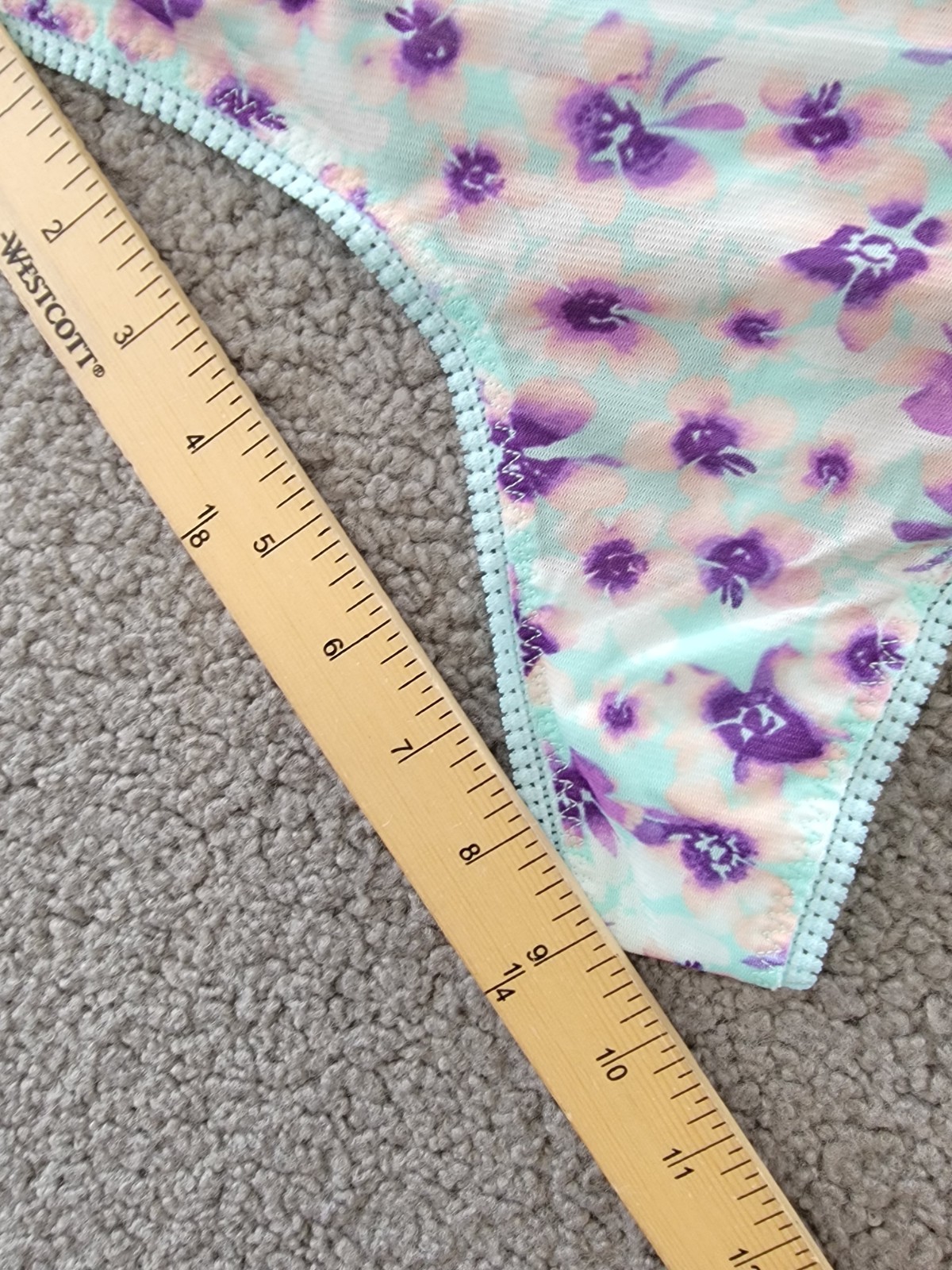 On Gossamer Printed Hipster Thong Women’s M/L Floral Dreams Pull-On