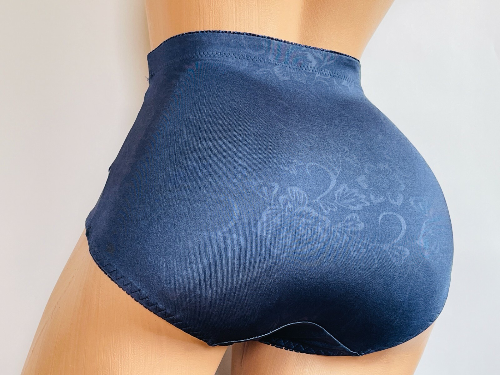 High Waisted Briefs Girdles Panties Lot 2-6 Tummy Control 683 Travel Safe Pocket