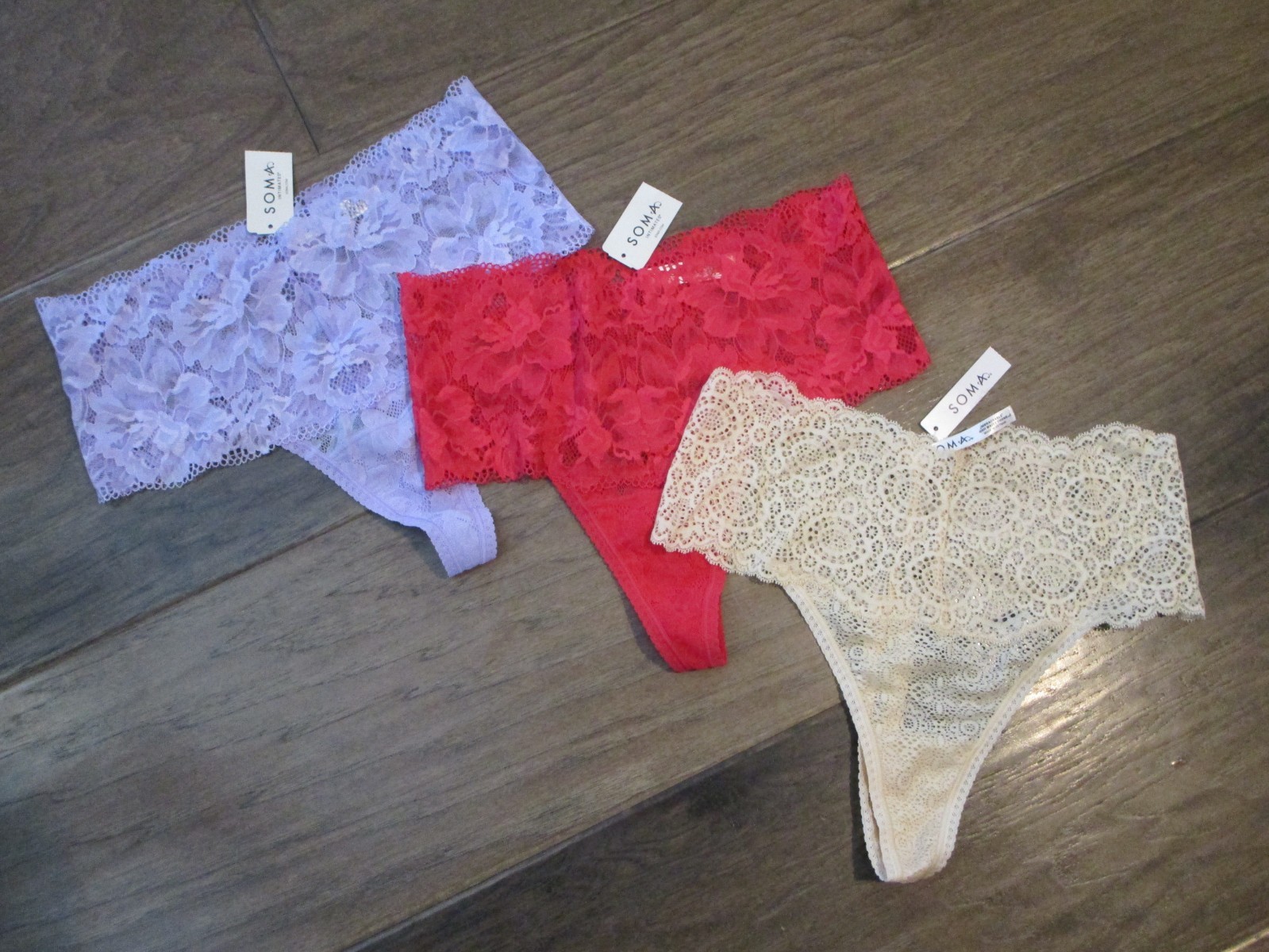 3-PACK SOMA EMBRACEABLE LACE/CROCHET RETRO THONG PANTIES SIZE LARGE