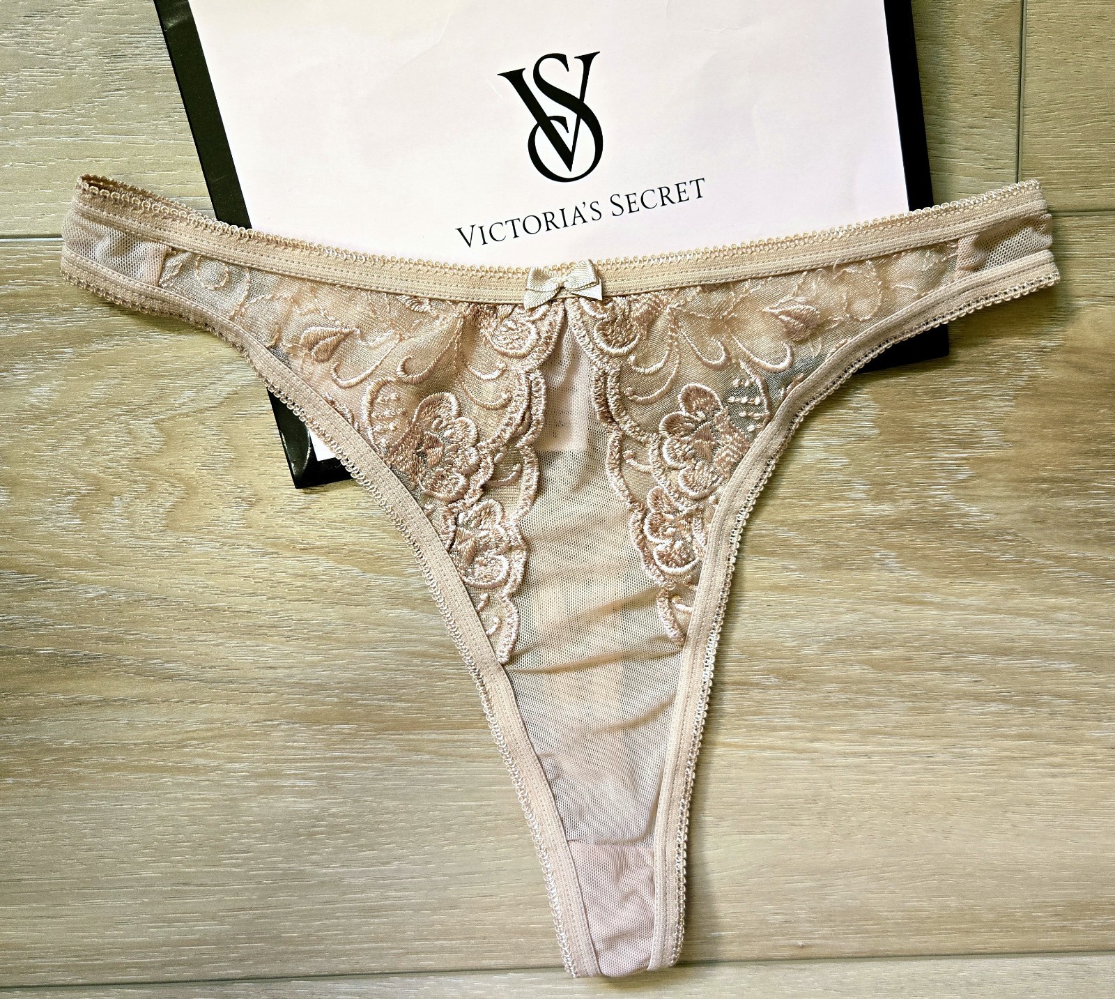 Vintage Y2K Victoria’s Secret Nude Sheer Mesh Embroidered Lace Thong Panties S