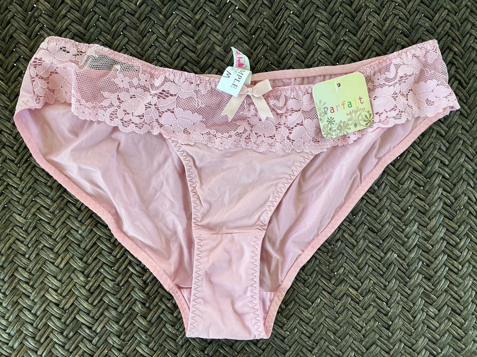 WOMEN’S ‘PARFAIT’ ROSE ‘BRIEF’ SZ-M UNDERPANTS (SAMPLE)