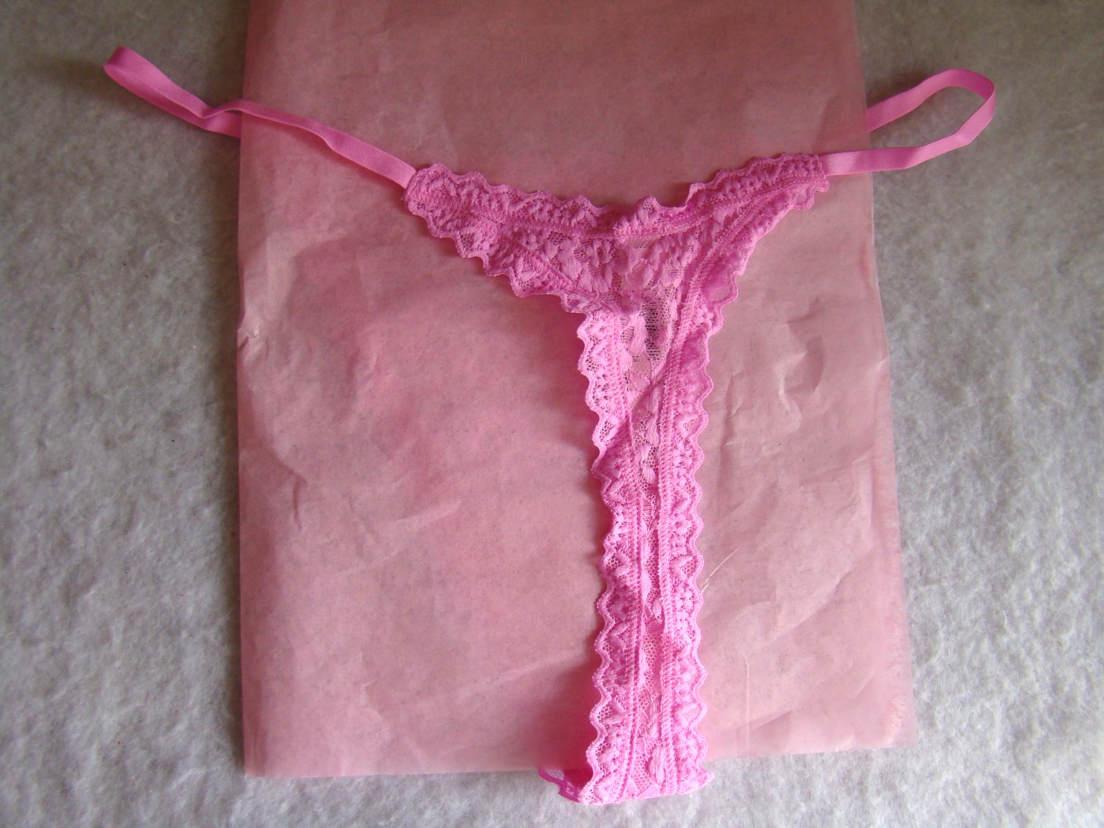 New Victoria’s Secret Pink Floral Lace Strappy Floral Lace Thong String Panty