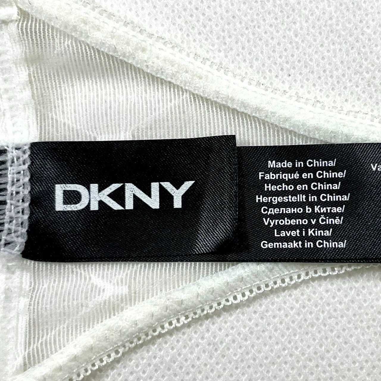 NWOT DKNY Women’s M Monogram Mesh Thong Underwear DK5029 White