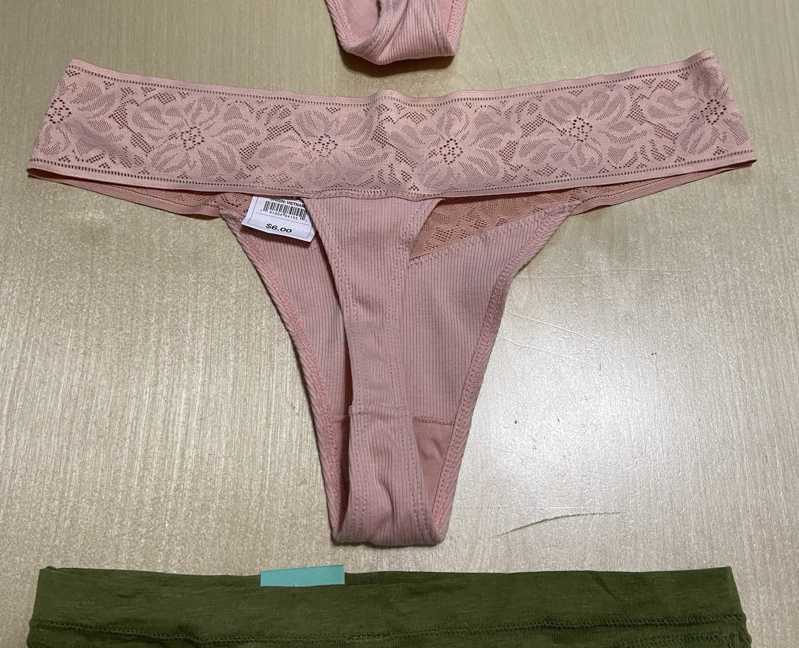 Auden Women’s Size Small (4-6) Soft Cotton Blend Stretchy Thong Panties 4 Pack