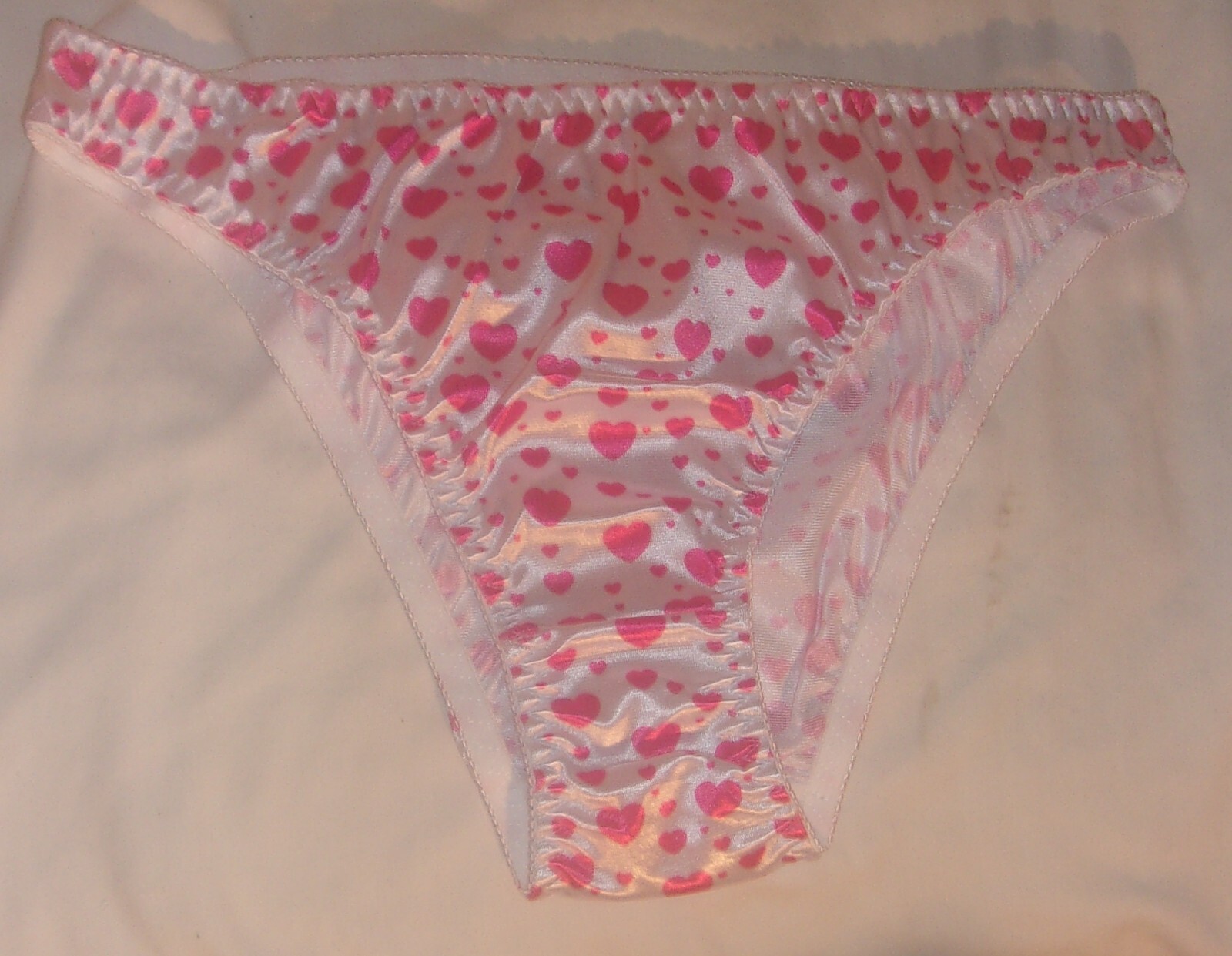 NEW ANNA HEARTS DESIGN BIKINI PANTIES FULL BACK 90% POLYESTER 10% SPANDEX SEXY