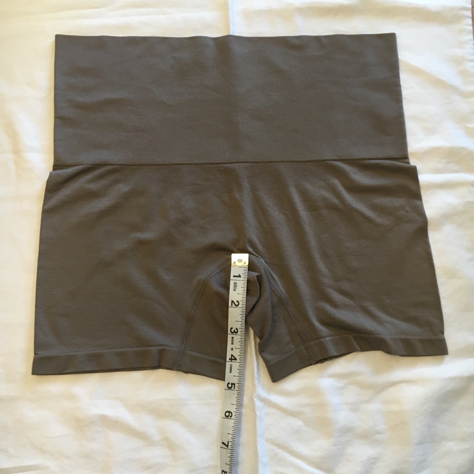 NWOT HSN Yummie Seamless H. Thomson Brief Boy Shorts – Mink – Size 1X/2X