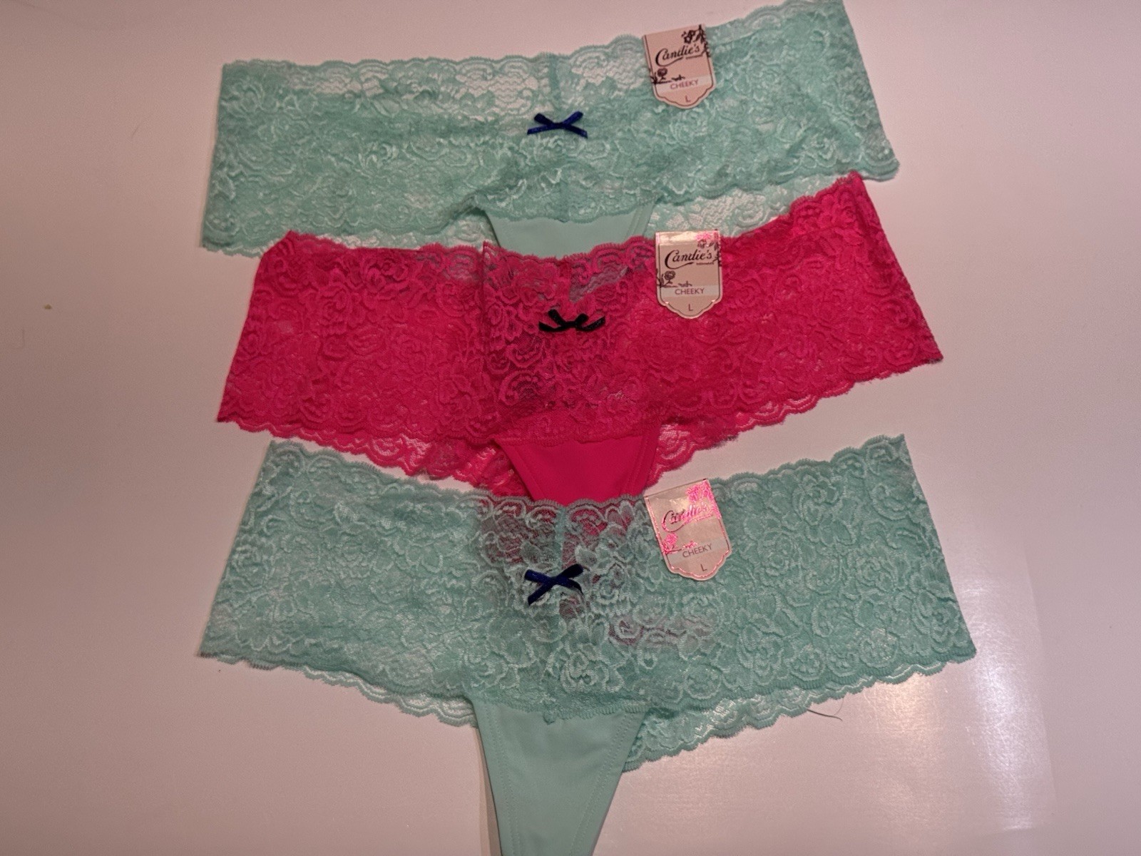 NWT 3 Pairs Candies Cheeky Thongs Size Large