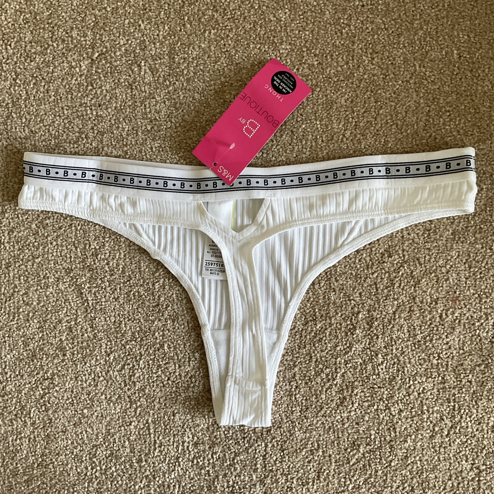 M&S 2 x Size 8 – 10 SMALL Pretty Boutique Ribbed Thong Knickers White S