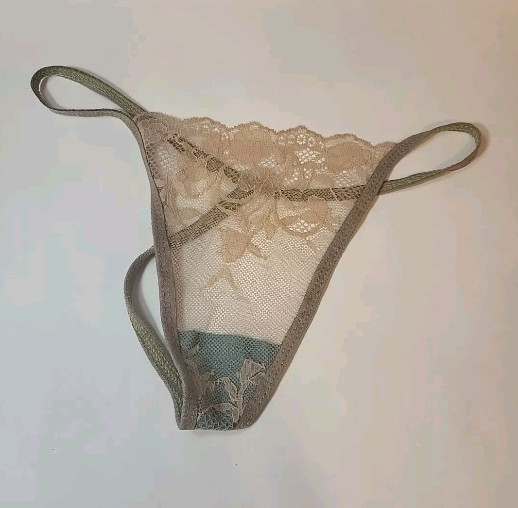 HOT, SEXY, NEW!! Women’s Lace Floral Print T- Back Thongs Pink Med.