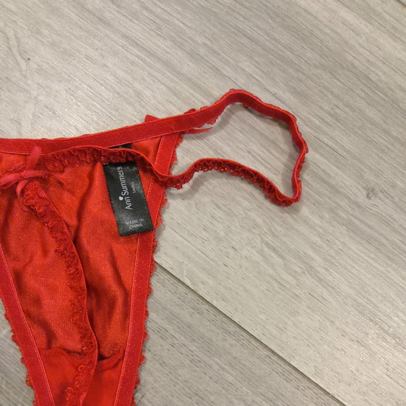 BNWOT Vintage Ann Summers Red Lace Entice G String Thong Size Small