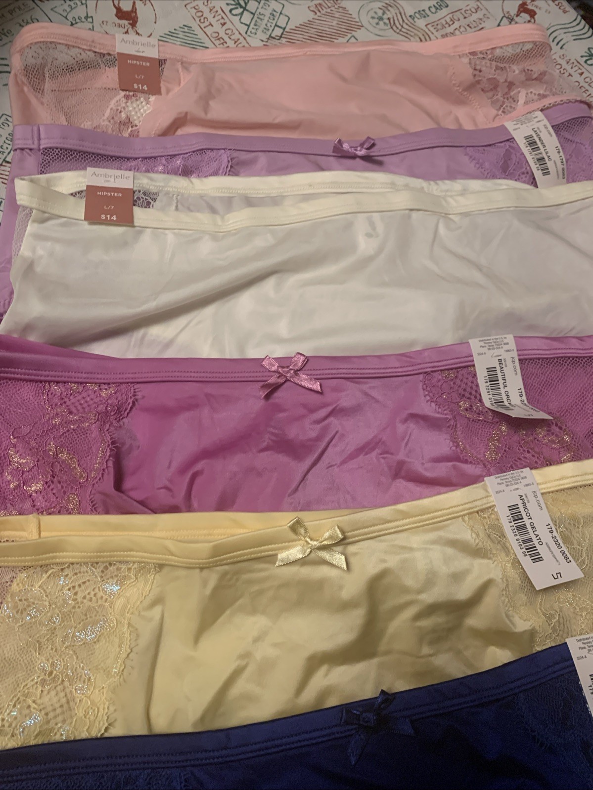 NWT LADIES SIZE 7 Or 8 Hipsters BRIEF AMBRIELLE BRAND