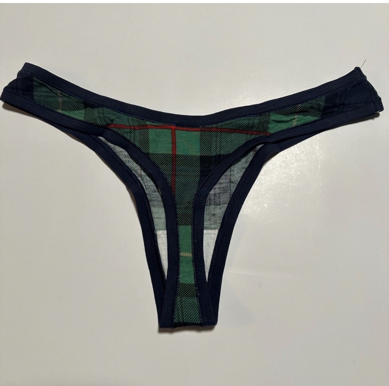 NWT AERIE AMERICAN EAGLE SOFT RED GREEN PLAID (MEDIUM) HIGH LEG THONG PANTIES