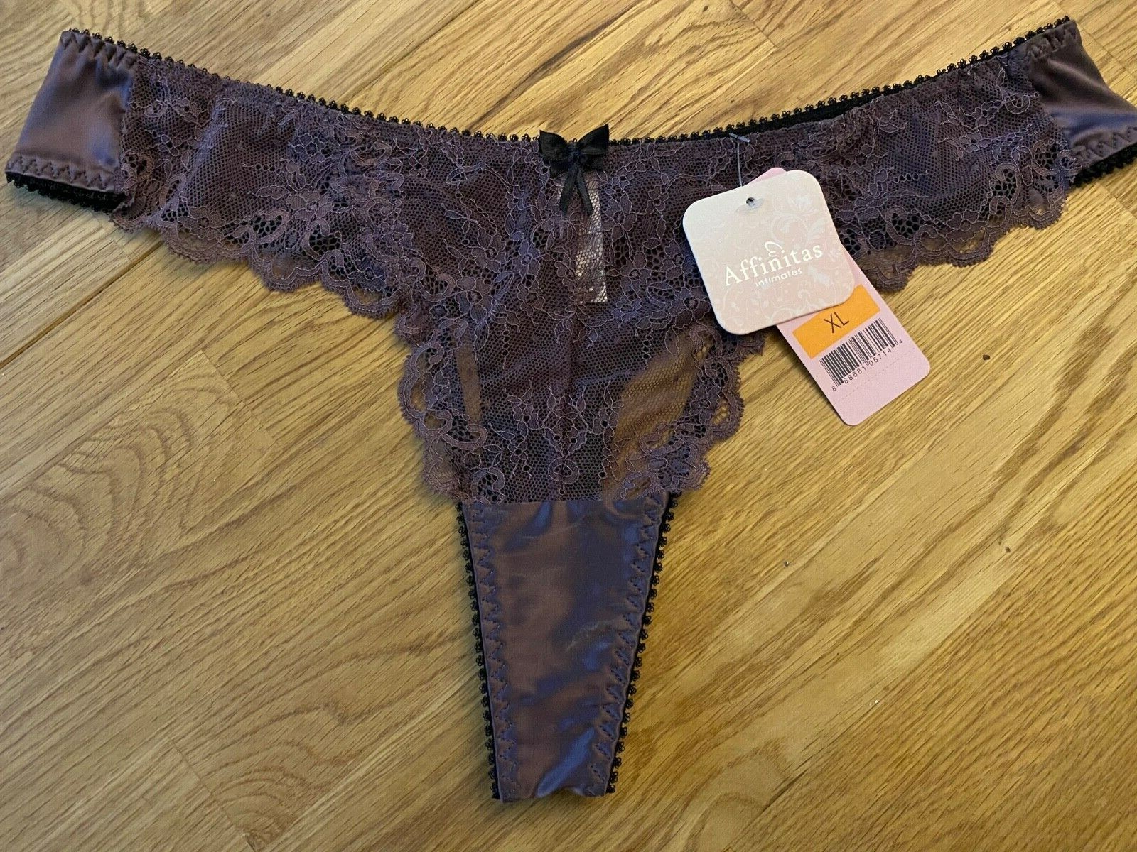 womens lace thongs size XL Claire by Affinitas Purple/ Aunergine NWT
