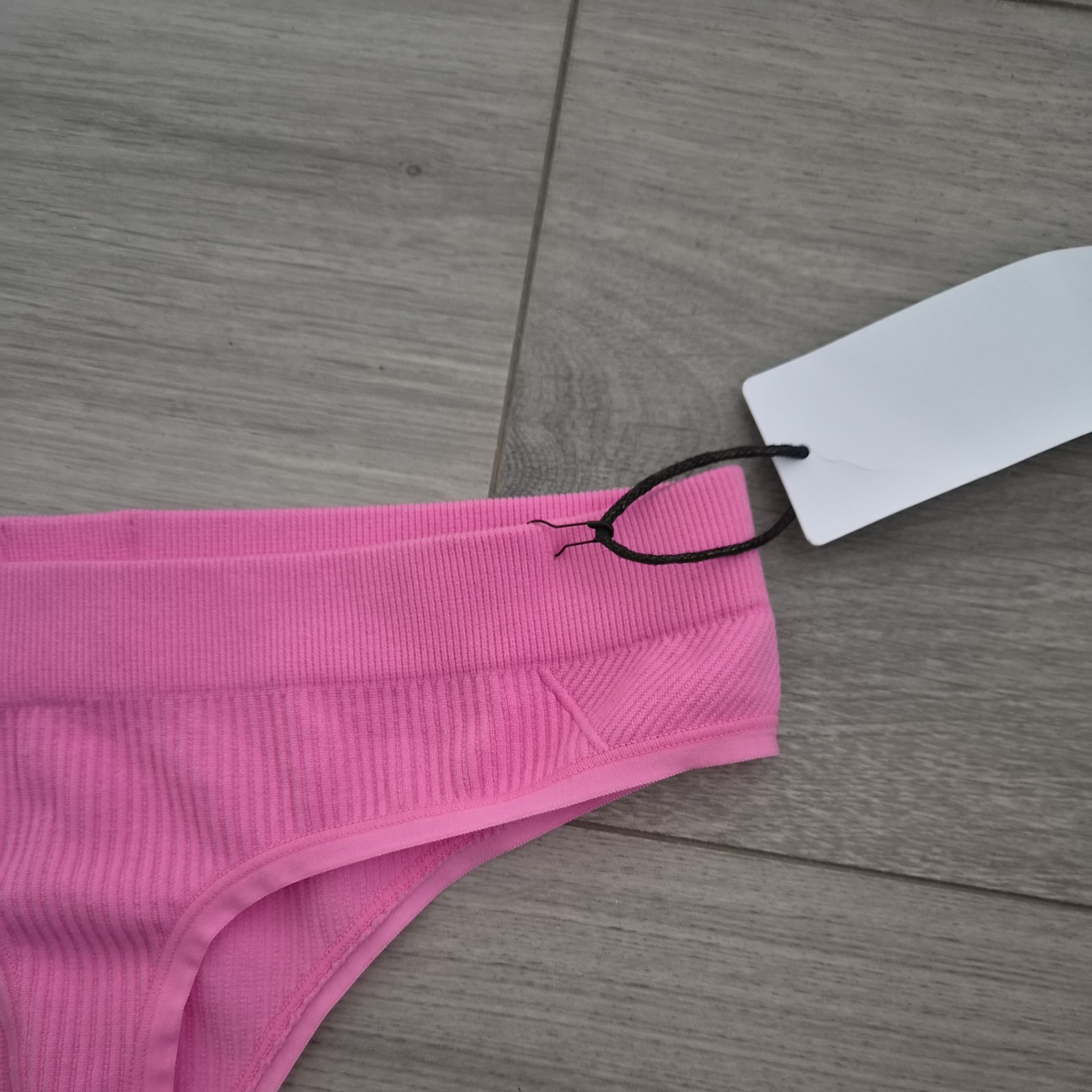 BNWT Elle Bright Pink Ribbed Thong Size Small 6-8