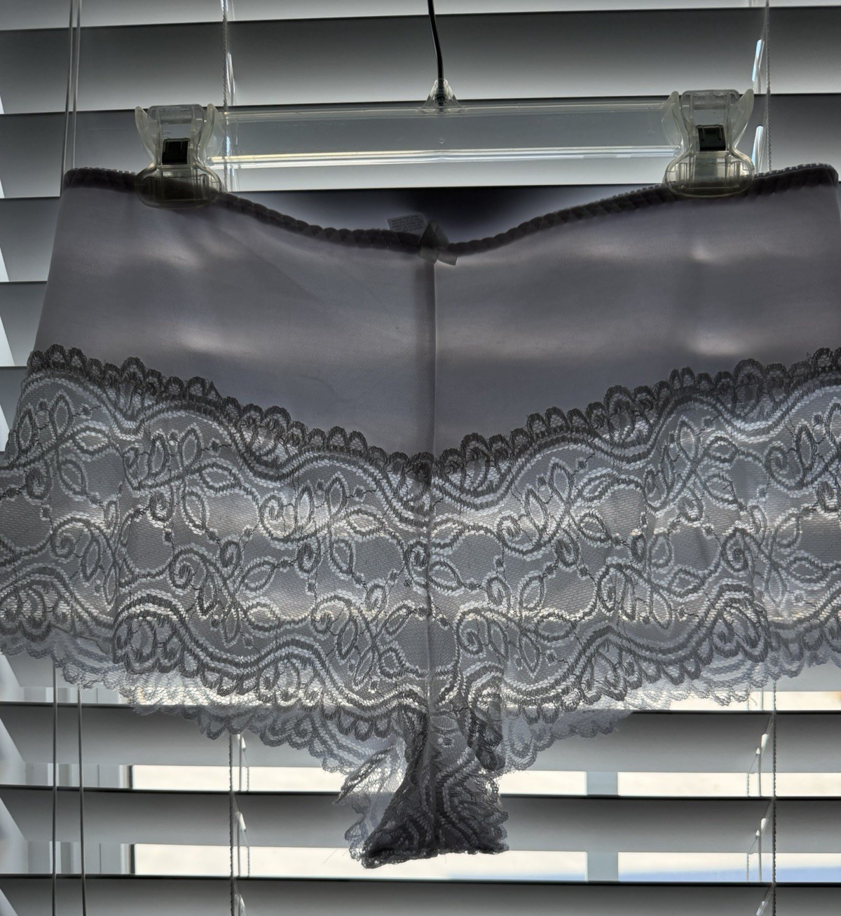 Sexy Ladies white lace and spandex hipsters size 3XL/10 NWOT