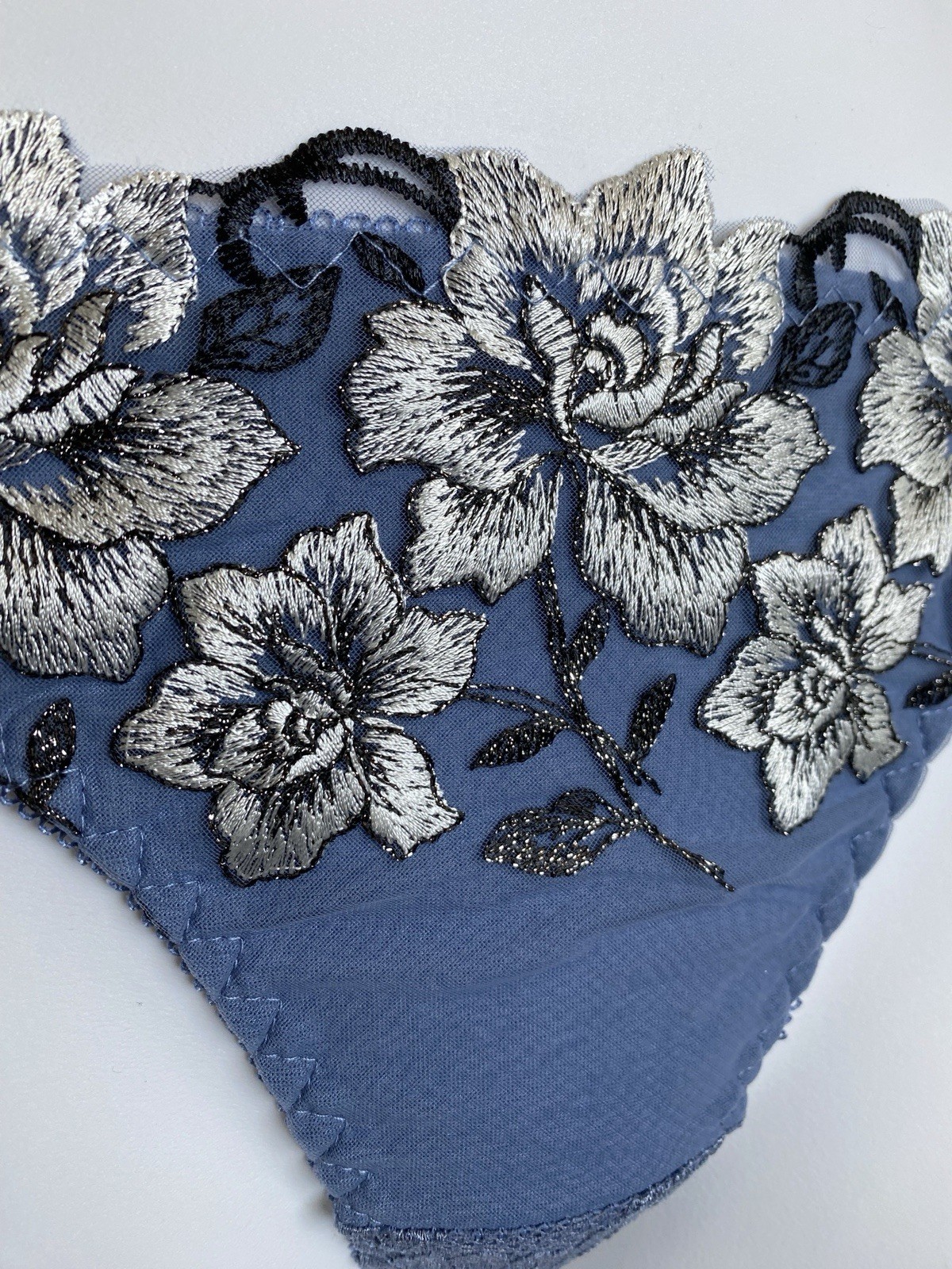Set Of 5 Pairs US-S Japanese Brand Gorgeous Floral Embroidery String Thongs Set